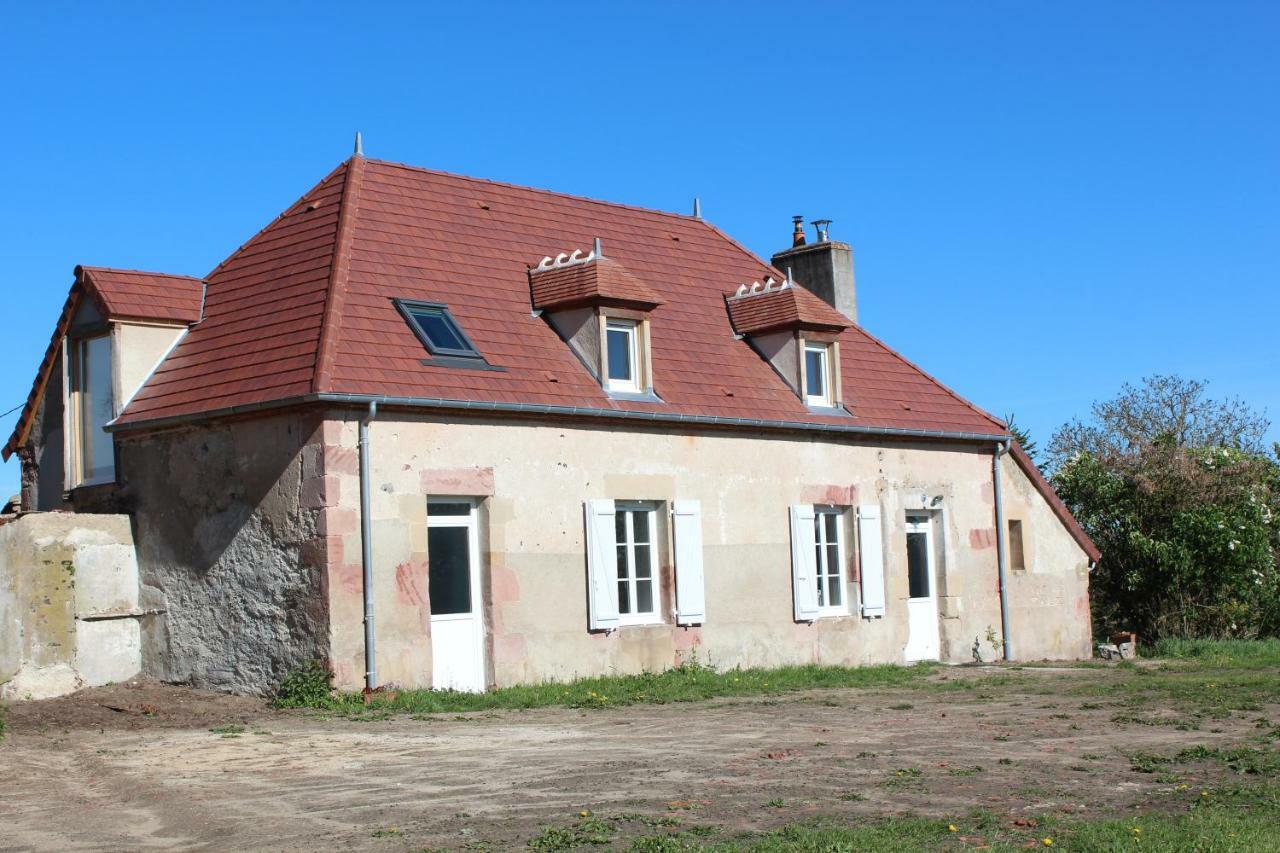 Вилла Gite Domaine St Georges Bagneux  Экстерьер фото